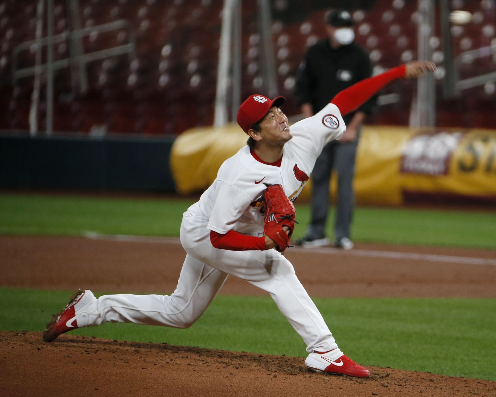 Cardinals host Brewers